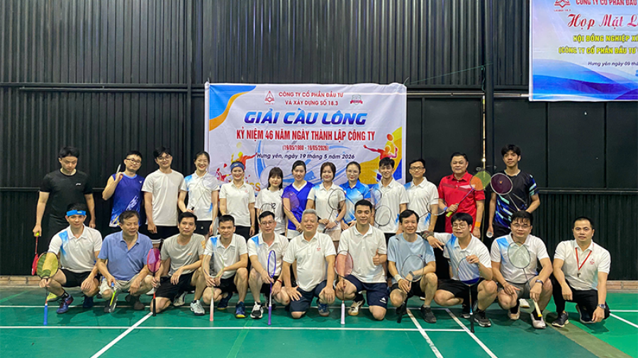 CÔNG TY LICOGI 18.3 TỔ CHỨC GIẢI CẦU LÔNG CHÀO MỪNG NGÀY HỌP MẶT LẦN THỨ 4- HỘI ĐỒNG NGHIỆP XÍ NGHIỆP XÂY DỰNG 102